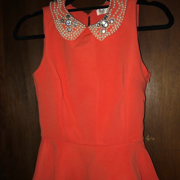 Top - Picture 2 of 6